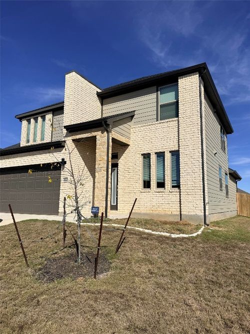 160 Coppers Way, Elgin, TX, 78621-2496 | Card Image