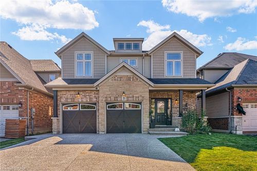 7 Kinsman Dr, Binbrook, ON, L0R1C0 | Card Image