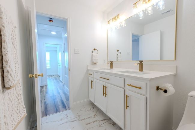 2416 Big Spring Dr, House other with 5 bedrooms, 4 bathrooms and null parking in Fort Worth TX | Image 23