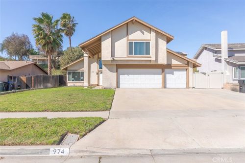 974 Nottingham Dr, Corona, CA, 92878-4409 | Card Image