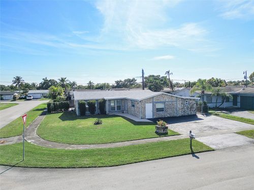 9680 Nw 25th St, Sunrise, FL, 33322-2748 | Card Image