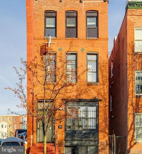 2017 Saint Paul St, BALTIMORE, MD, 21218-5919 | Card Image