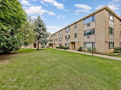 1e-7021 N Ridge Blvd, Chicago, IL, 60645-3583 | Card Image