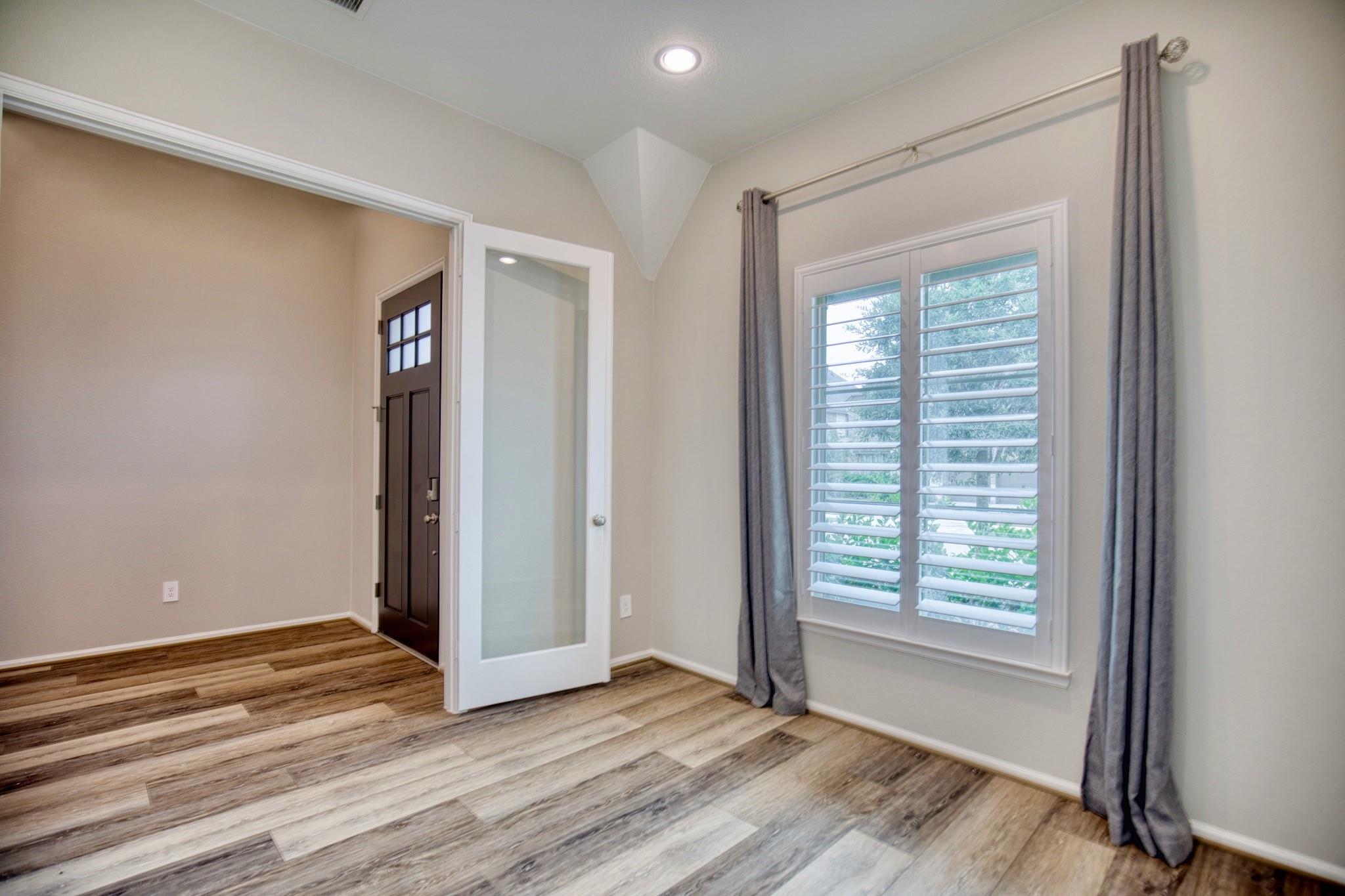 Residential Lease in Brookshire 4