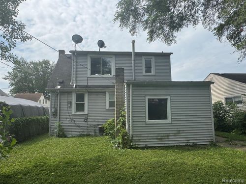 8119 Lozier Ave, Warren, MI, 48089-1678 | Card Image