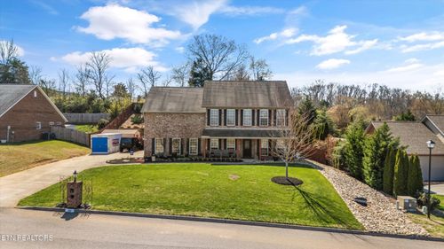 130 Flora Dr, Lenoir City, TN, 37771-6857 | Card Image