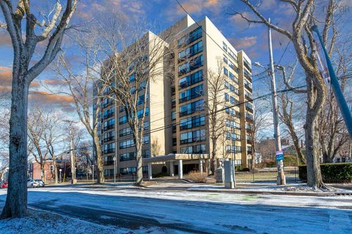 607-6095 Coburg Rd, Halifax, NS, B3H4K1 | Card Image