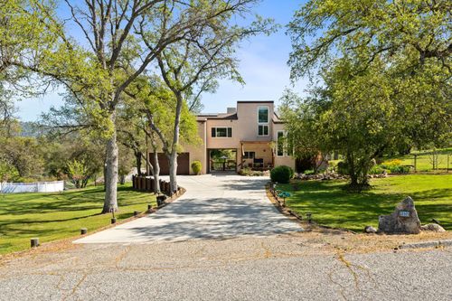 28905 Acorn Way, Coarsegold, CA, 93614 | Card Image