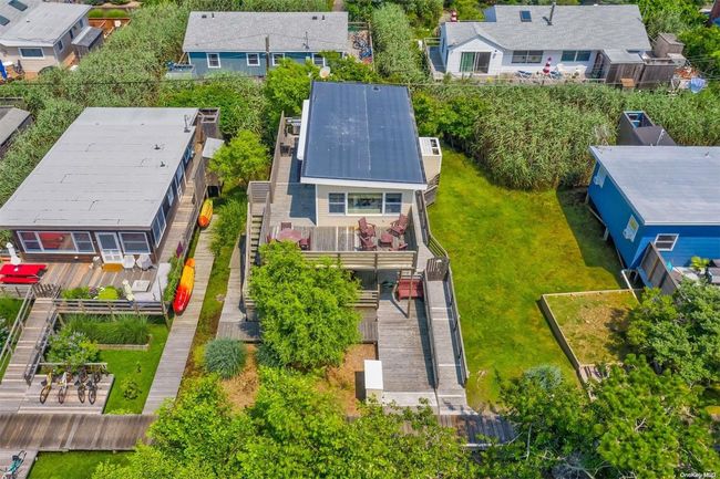 69 Walnut Walk, House other with 3 bedrooms, 2 bathrooms and null parking in Fair Harbor NY | Image 30