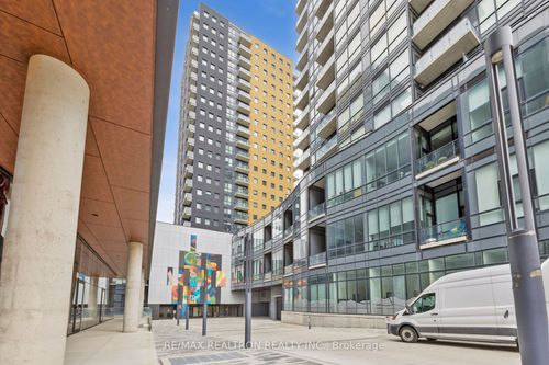1310-104 Garment St, Kitchener, ON, N2G0C8 | Card Image