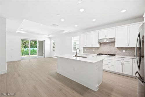 8865 Oceana Way, Naples, FL, 34114-2970 | Card Image