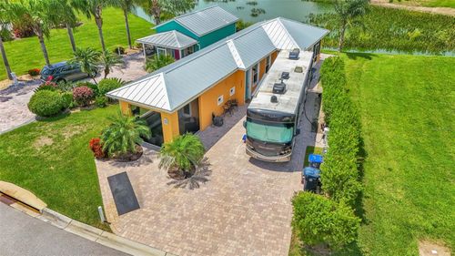 3261 Fish Hawk Dr, POLK CITY, FL, 33868-5305 | Card Image