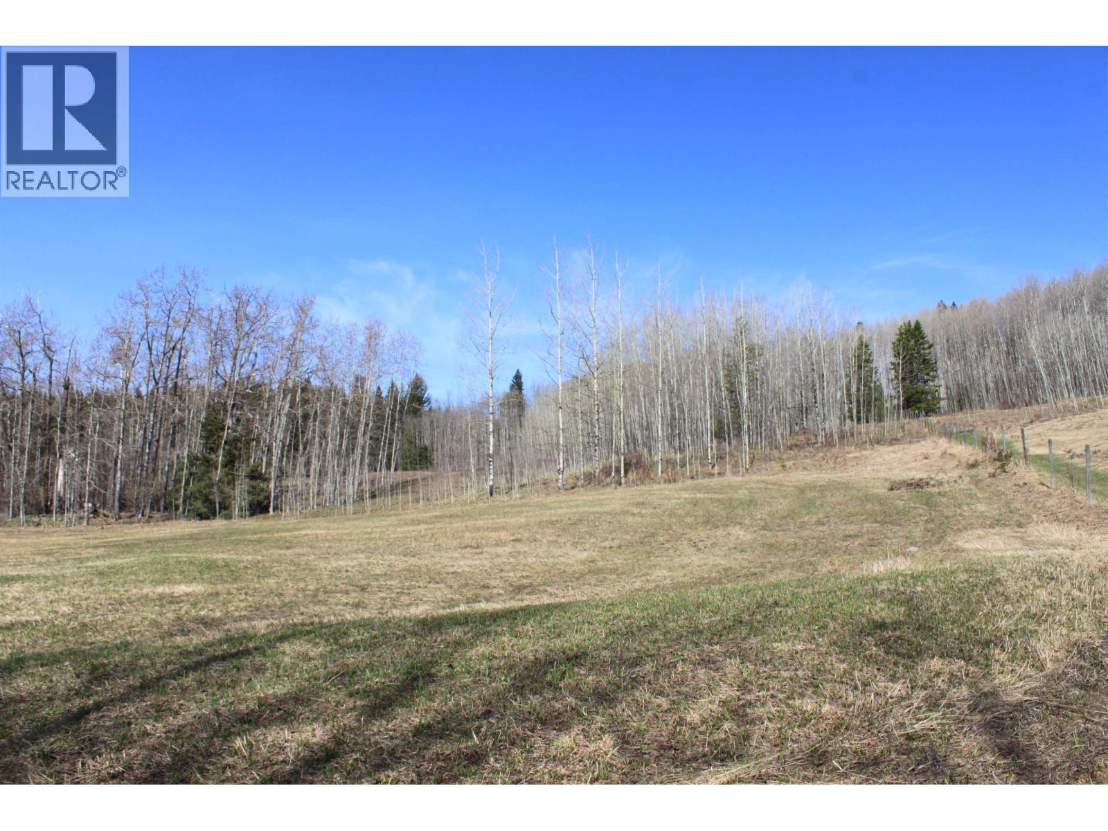 Land in Bridge Lake 3