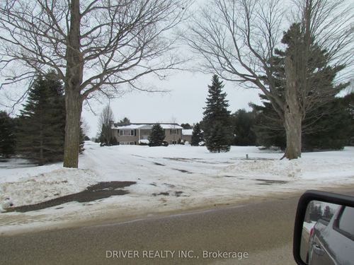 2081 Harrietsville Dr, Mossley, ON, N0L1V0 | Card Image