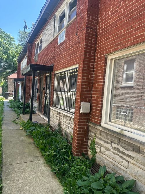 c-7939 S Ingleside Ave, Chicago, IL, 60619-4253 | Card Image