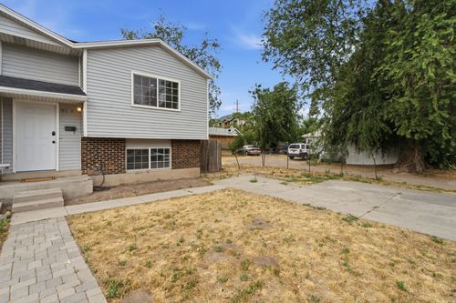 8375 Western Dr, Magna, UT, 84044-1364 | Card Image
