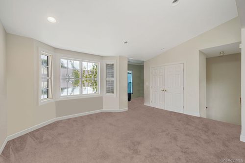 258 Medea Way, Central Islip, NY, 11722-4540 | Card Image