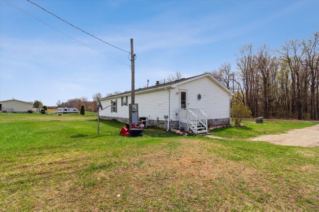32-11752-Almy-Rd-Lakeview-MI-48850-Windo | Image 32