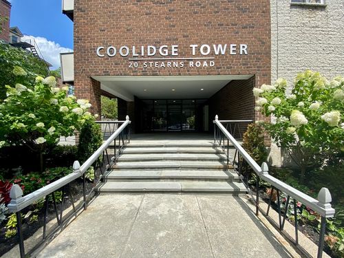 apt-54-20 Stearns Rd, Brookline, MA, 02446-5135 | Card Image