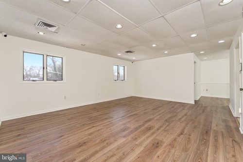 202-10875 Main St, Fairfax, VA, 22030 | Card Image