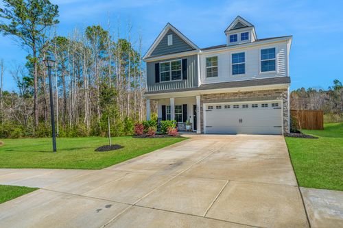 204 Torslanda Ln, Summerville, SC, 29486-7042 | Card Image
