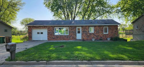 410 Wedgewood Rd, Albert Lea, MN, 56007-4363 | Card Image