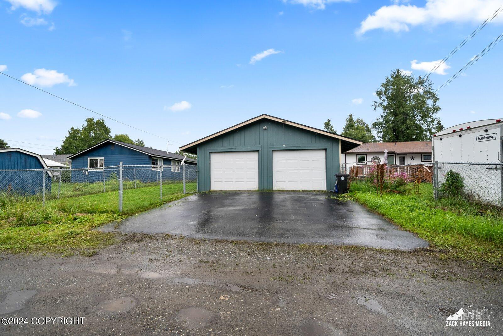 Bunn St, Anchorage, AK 99508