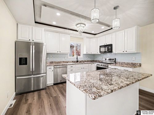 13910 Shirley St, Omaha, NE, 68144-1160 | Card Image