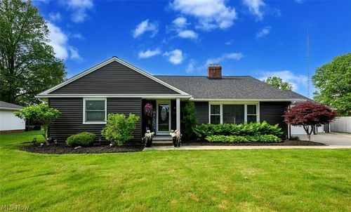 29163 Schwartz Rd, Westlake, OH, 44145-3814 | Card Image