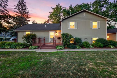 100 Heritage Blvd Nw, Isanti, MN, 55040-7702 | Card Image