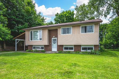 9820 Highway 12 W, House other with 2 bedrooms, 1 bathrooms and 3 parking in Warminster ON | Image 1