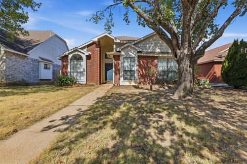 508 Sims Dr, Cedar Hill, TX, 75104-2226 | Card Image
