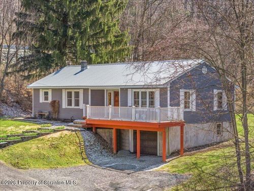 214 Union St, NEW MILFORD, PA, 18834-8122 | Card Image