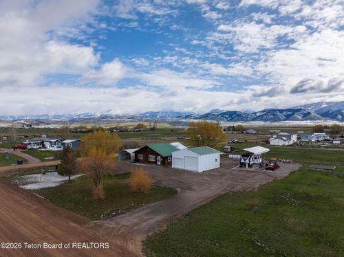 14 Easy Ln, Auburn, WY, 83111-8848 | Card Image