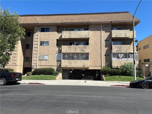 200 S Reno, Los Angeles, CA, 90057 | Card Image