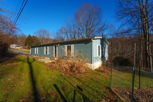 3368 Owl Creek Rd, Morgantown, WV, 26508-4755 | Card Image
