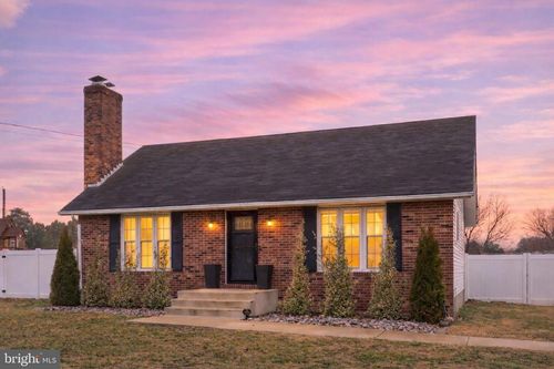 115 E Cook Ave, SMYRNA, DE, 19977-1715 | Card Image