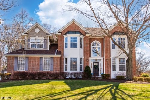 38 Saunders Ln, Hackettstown, NJ, 07840-5526 | Card Image