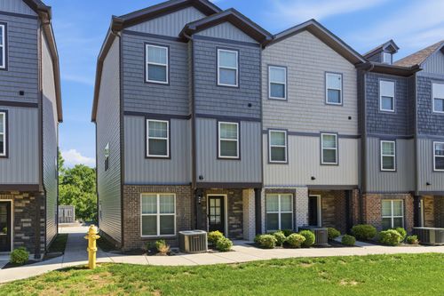 322 Negri Ct, La Vergne, TN, 37086-1488 | Card Image