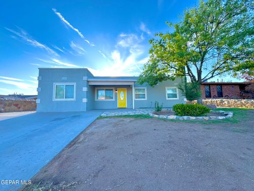 1640 Doug Olson Dr, El Paso, TX, 79936-5605 | Card Image