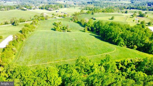 2295 Hilltop View Rd, COATESVILLE, PA, 19320-5206 | Card Image