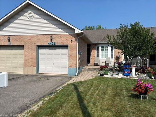 4451 Michael Ave, Beamsville, ON, L3J0E2 | Card Image
