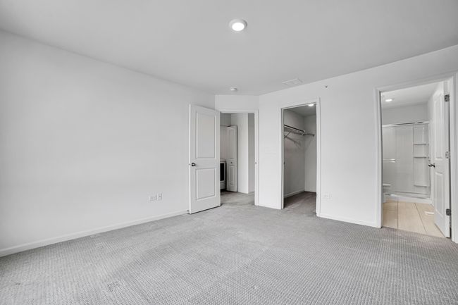 1292 Quadrant Ln, Townhouse with 3 bedrooms, 3 bathrooms and 2 parking in Schaumburg IL | Image 14