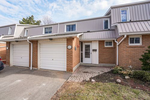 4-453 Woodview Rd, Burlington, ON, L7N2Z9 | Card Image