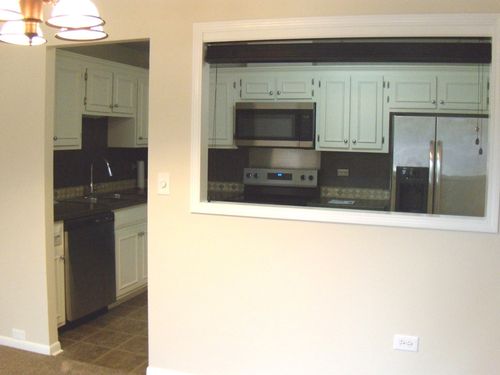 112-125 Acacia Cir, Indian Head Park, IL, 60525-4408 | Card Image