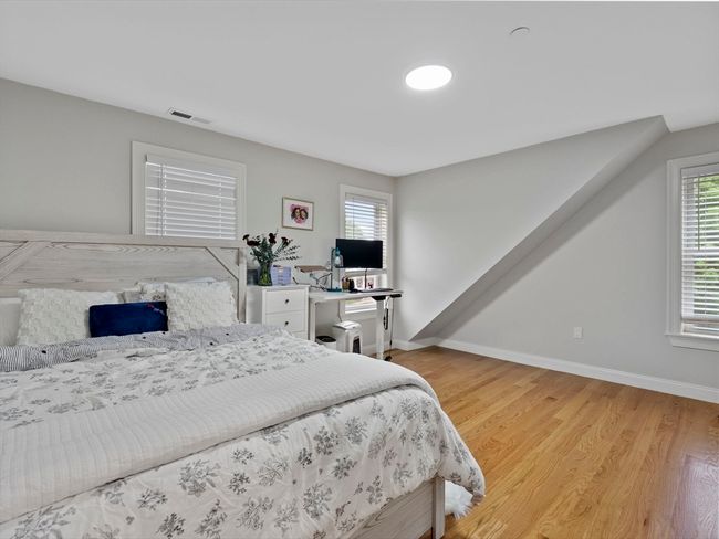 APT-3 - 6 Nelly St, Condo with 2 bedrooms, 1 bathrooms and 2 parking in Wakefield MA | Image 13