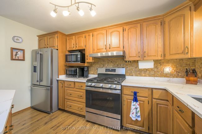 8444 Lazy Lane, House other with 3 bedrooms, 2 bathrooms and 8 parking in Thedford ON | Image 12
