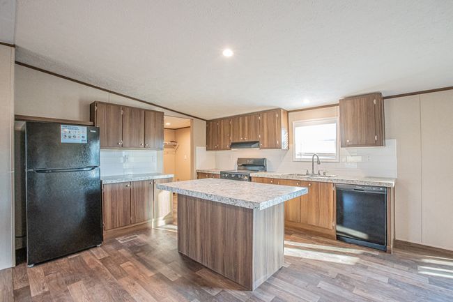 1166 Hayes Rd, House other with 4 bedrooms, 2 bathrooms and null parking in Sherman TX | Image 4