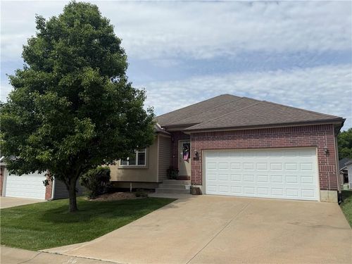 1208 Half Day Dr, Warrensburg, MO, 64093-8501 | Card Image