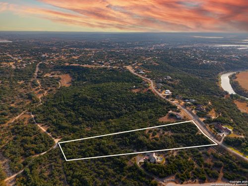 308 River Rdg, Spring Branch, TX, 78070 | Card Image